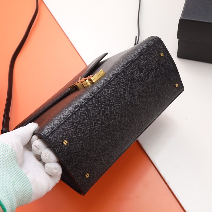 Handbags SAINT LAURENT 578000 size 24.5×20×11.5 cm