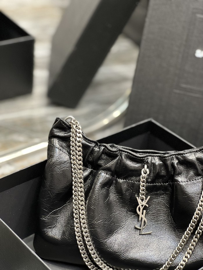 Handbags SAINT LAURENT 681632 size 24x14x4 cm