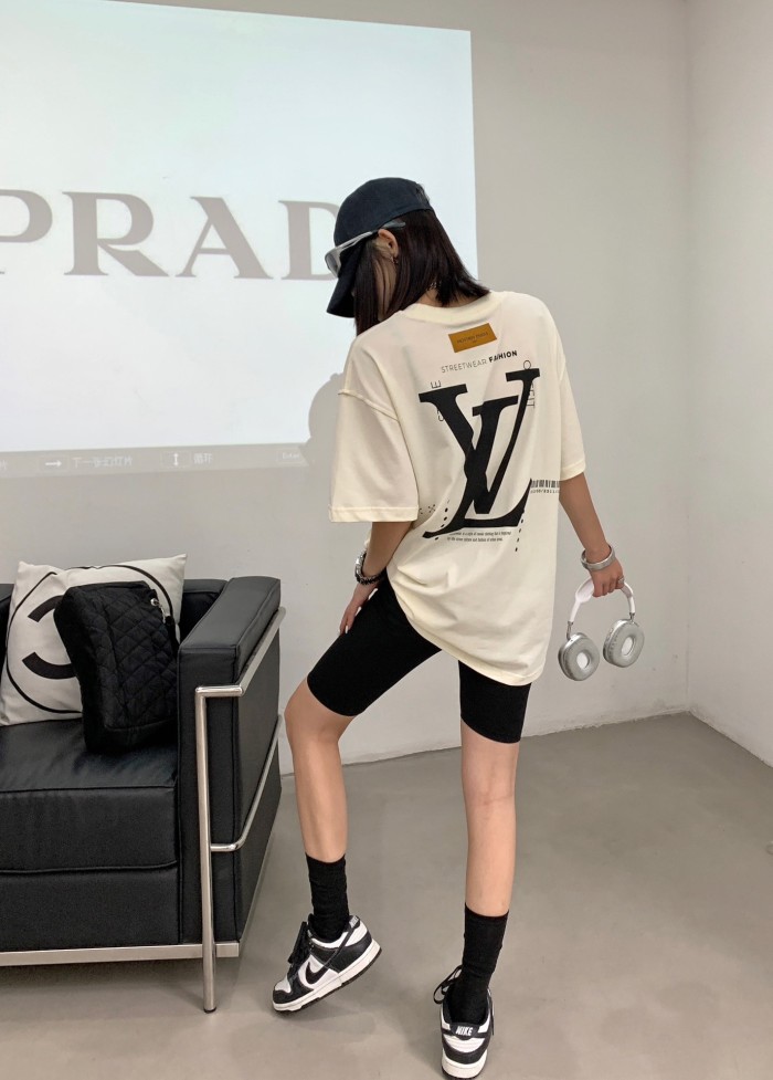 Clothes Louis Vuitton 497