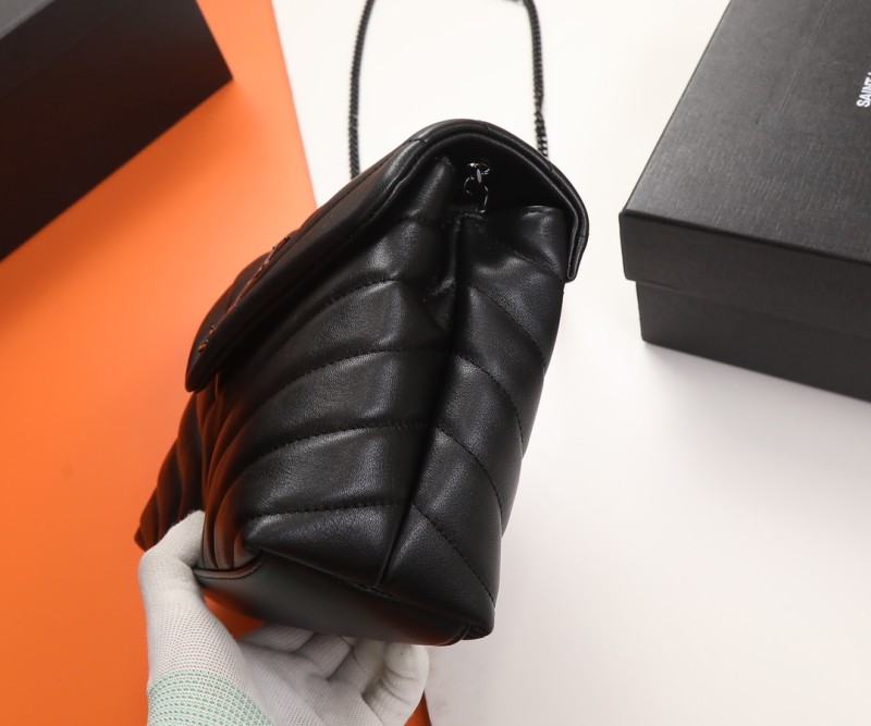 Handbags SAINT LAURENT 494699 size 25×17×9 cm