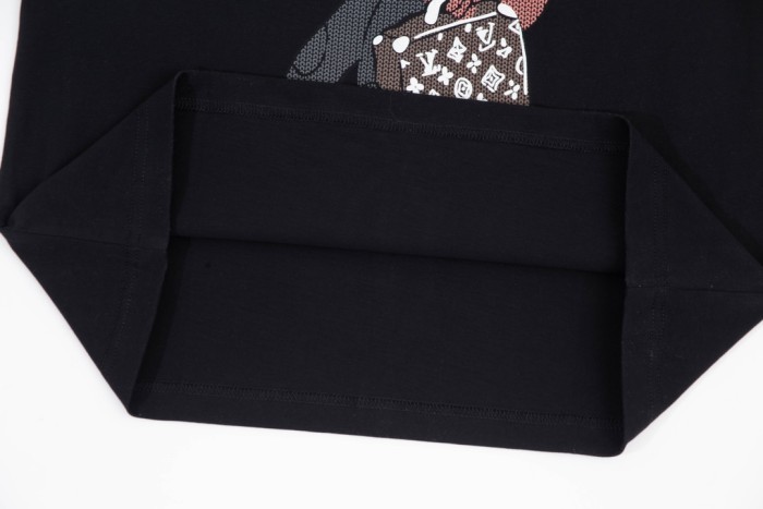 Clothes Louis Vuitton 477