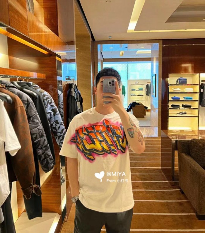 Clothes Louis Vuitton 516