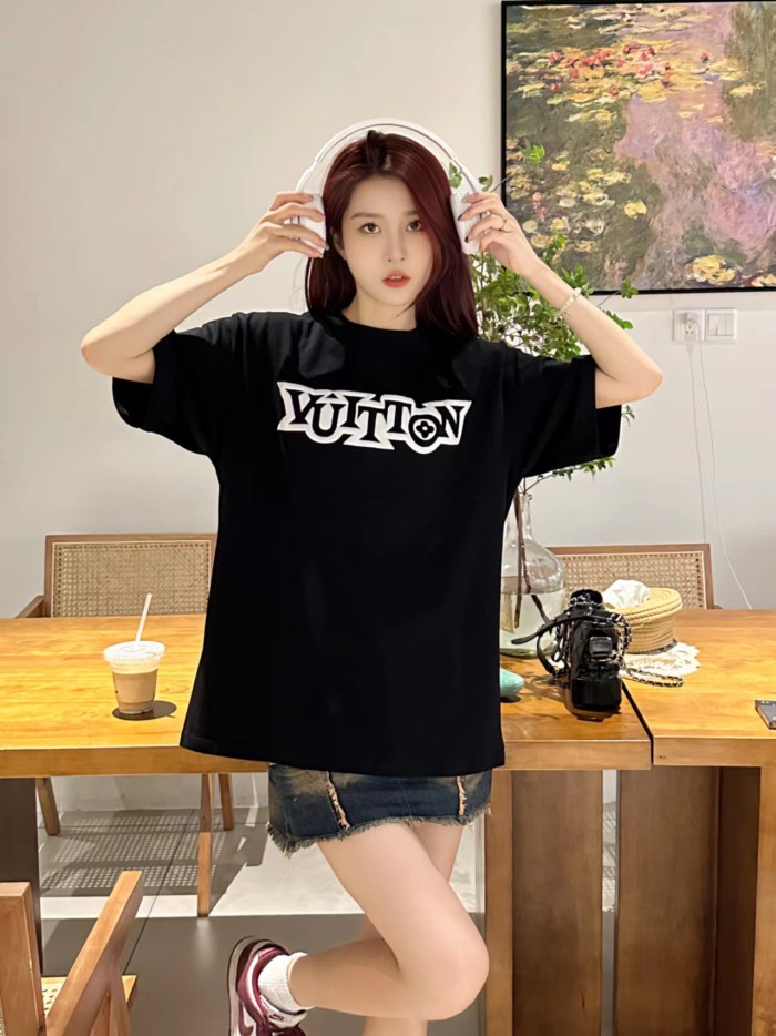 Clothes Louis Vuitton 506