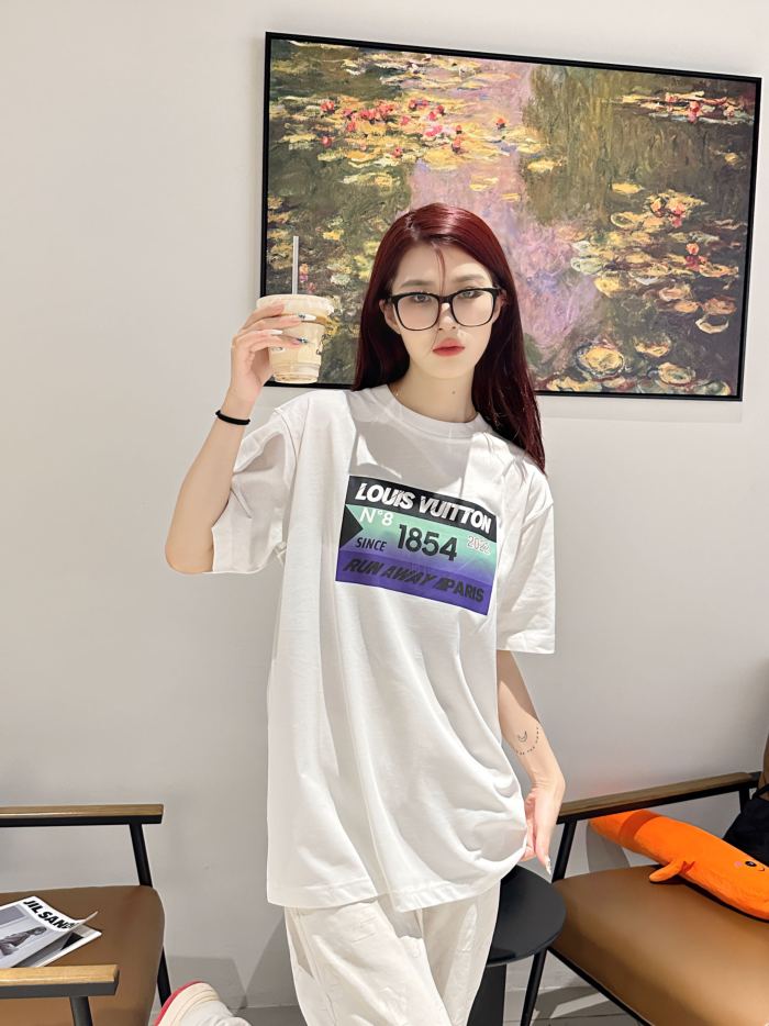 Clothes Louis Vuitton 528