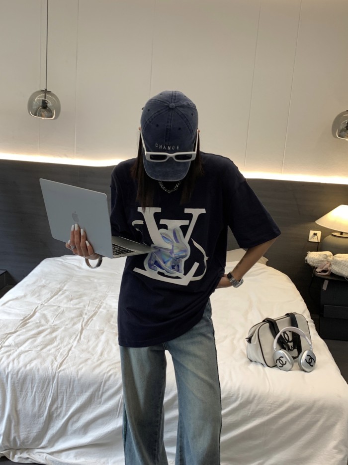 Clothes Louis Vuitton 499