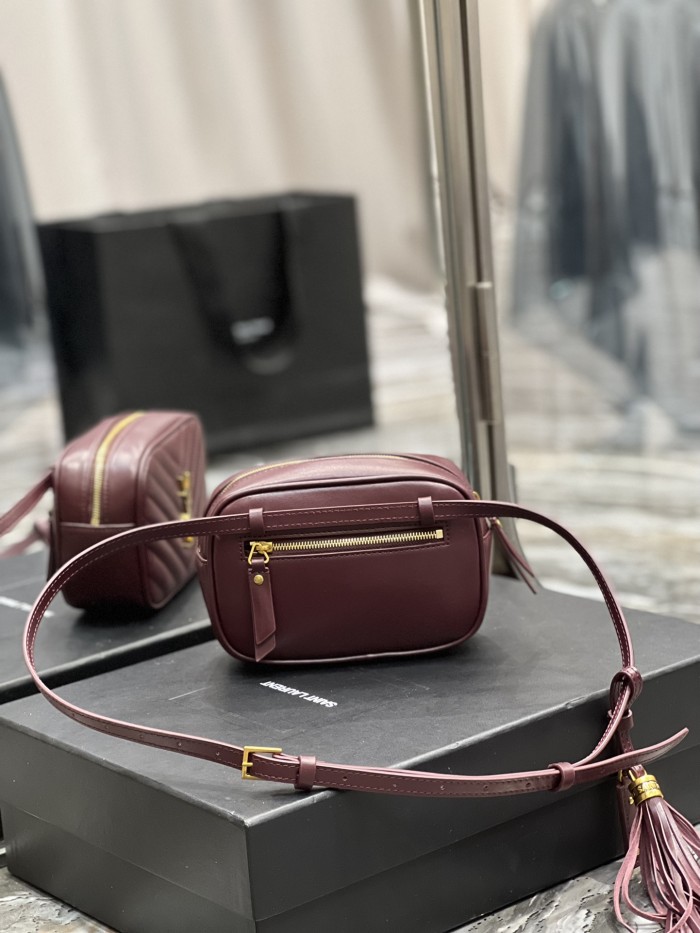 Handbags SAINT LAURENT 534817 size 15.5x10.5x5.5 cm