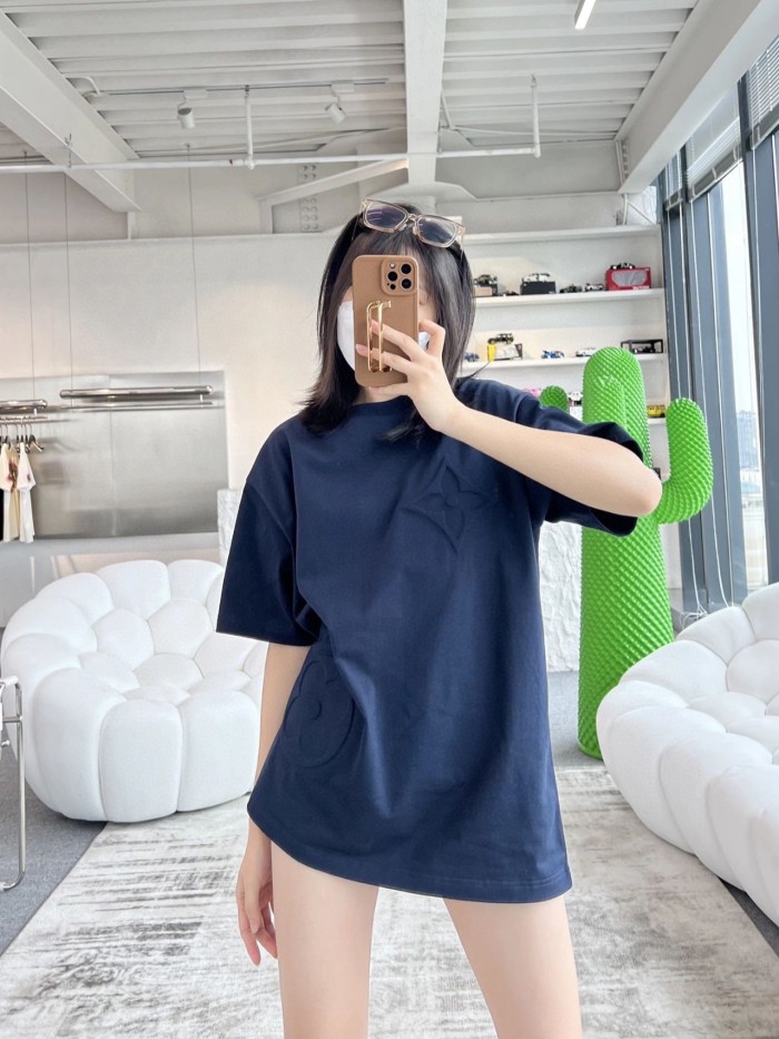 Clothes Louis Vuitton 489