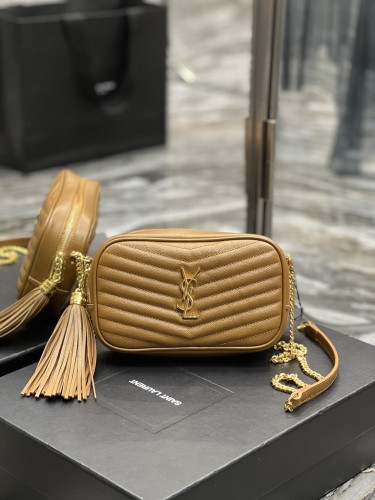 Handbags SAINT LAURENT 585040 size 18×10×5 cm
