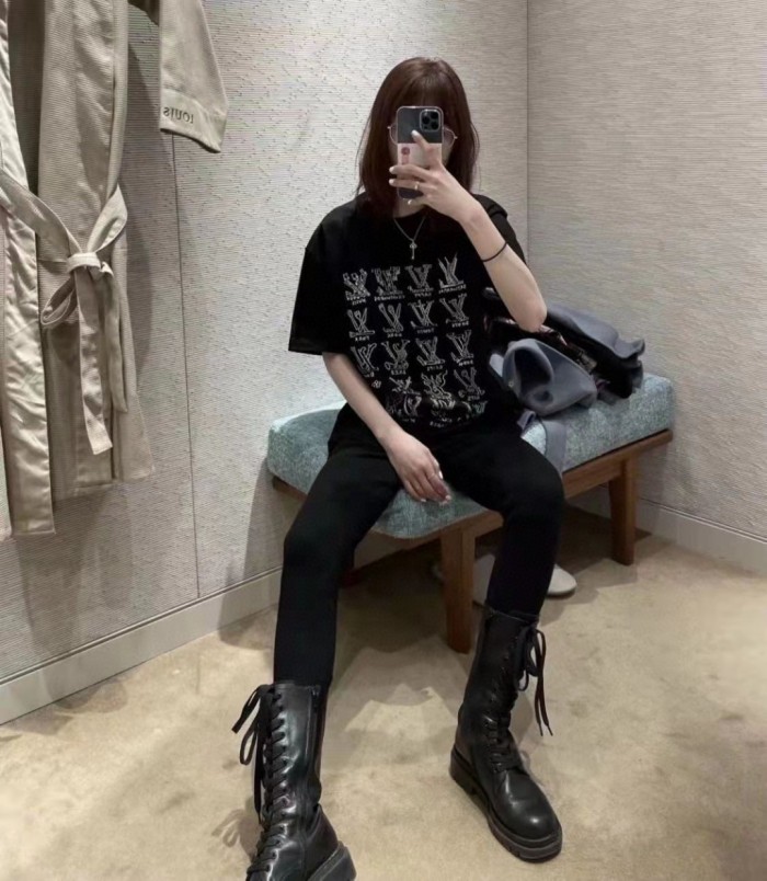 Clothes Louis Vuitton 518