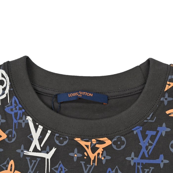 Clothes Louis Vuitton 510