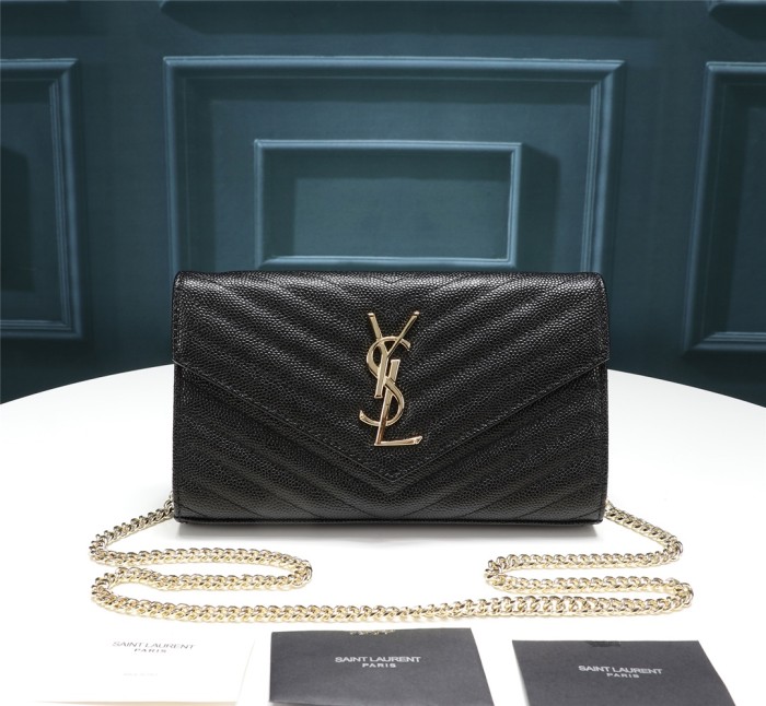 Handbags SAINT LAURENT 26801 size 22.5x14x4 cm