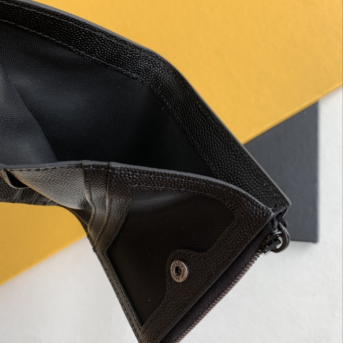 Handbags SAINT LAURENT 517045 size 10*8*2 cm