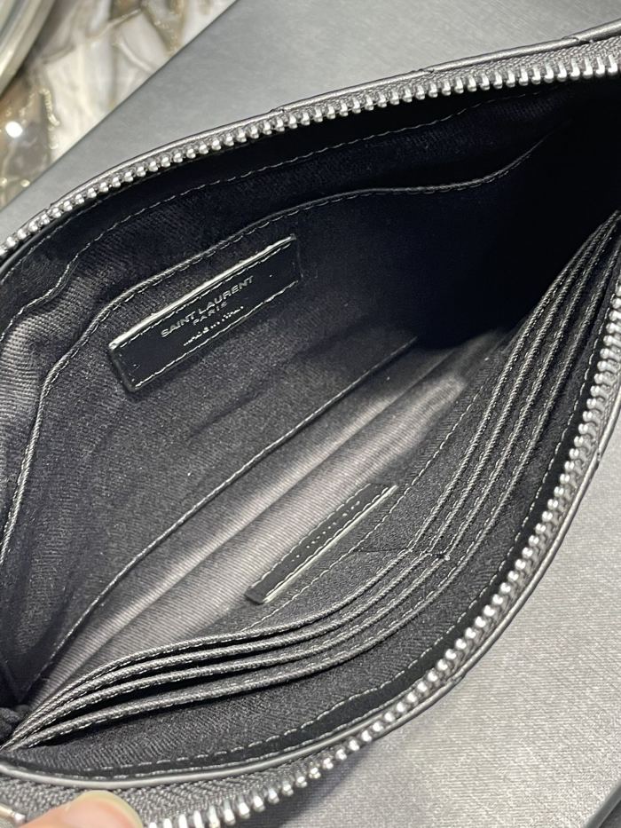 Handbags SAINT LAURENT 379039 size 24×17.5×1.5 cm