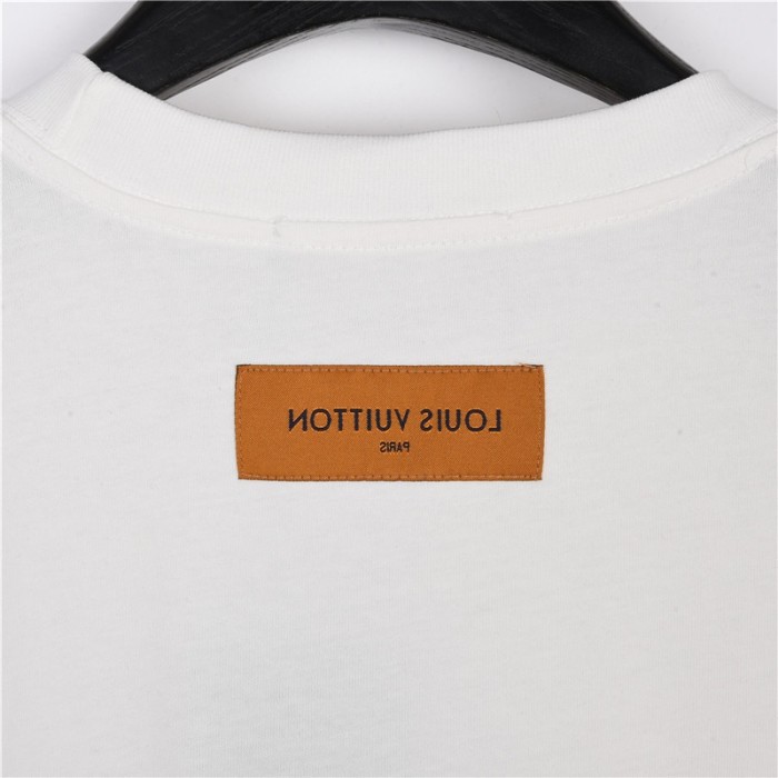 Clothes Louis Vuitton 500
