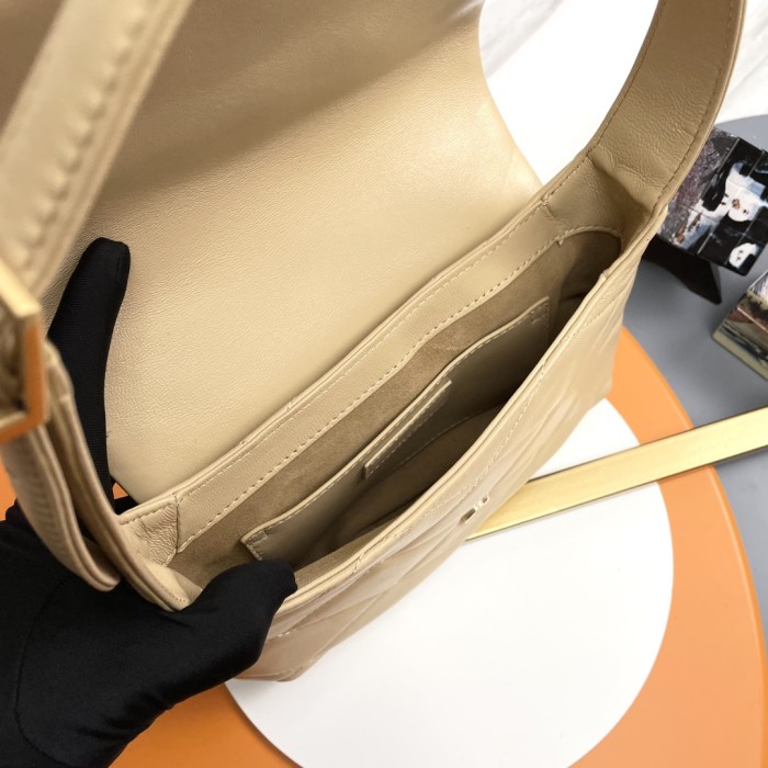 Handbags SAINT LAURENT 698567 size 24×18×5.5 cm