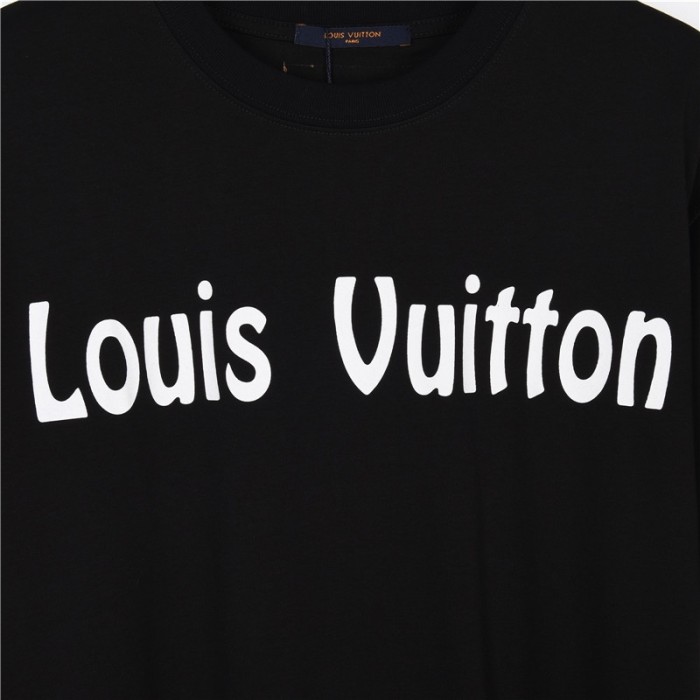 Clothes Louis Vuitton 496