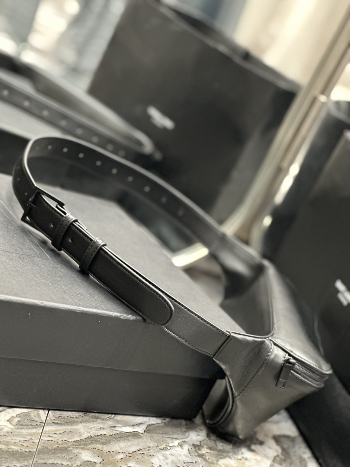 Handbags SAINT LAURENT 569737 size 38×28×13 cm