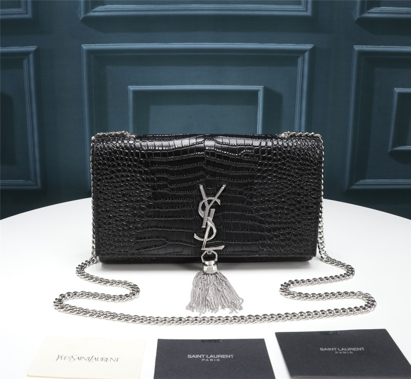 Handbags SAINT LAURENT 26700 size 24*5.5*14.5 cm