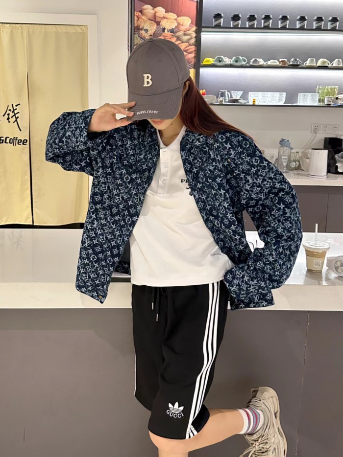 Clothes Louis Vuitton 473