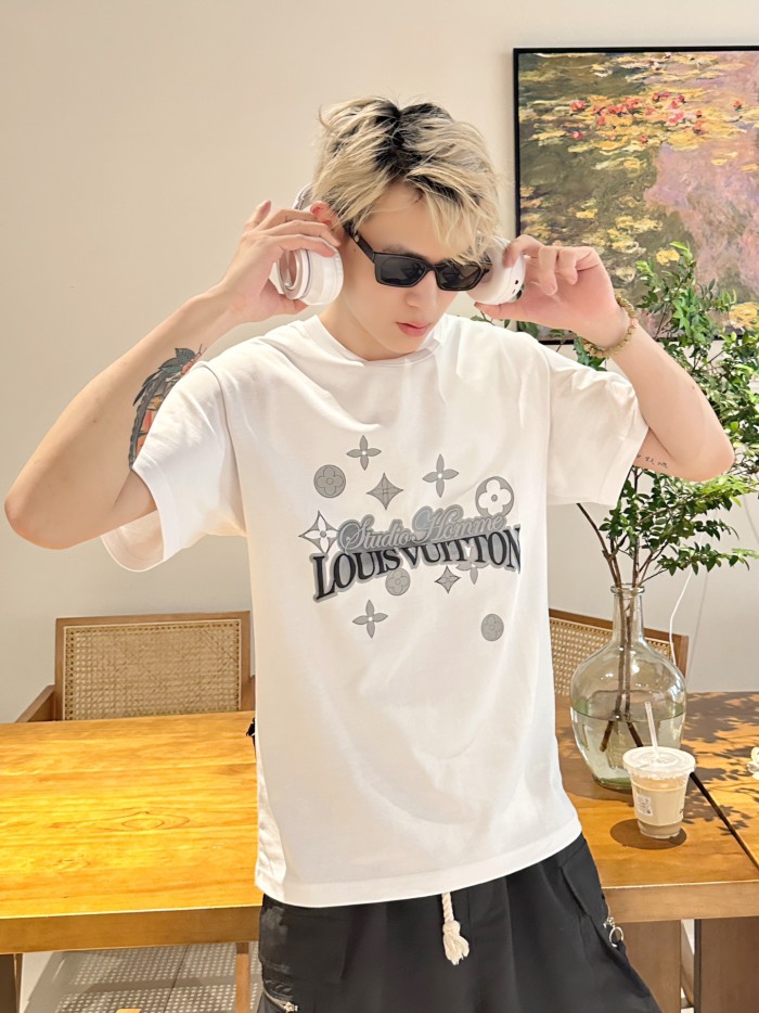 Clothes Louis Vuitton 469