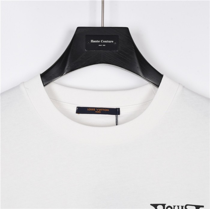 Clothes Louis Vuitton 494