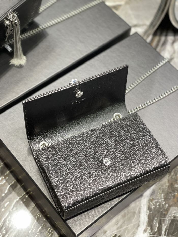 Handbags SAINT LAURENT 469390 size 20x13.5x5.5 cm