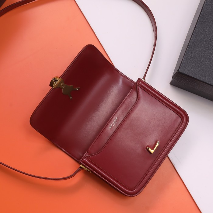 Handbags SAINT LAURENT 634306 size19x13x5 cm