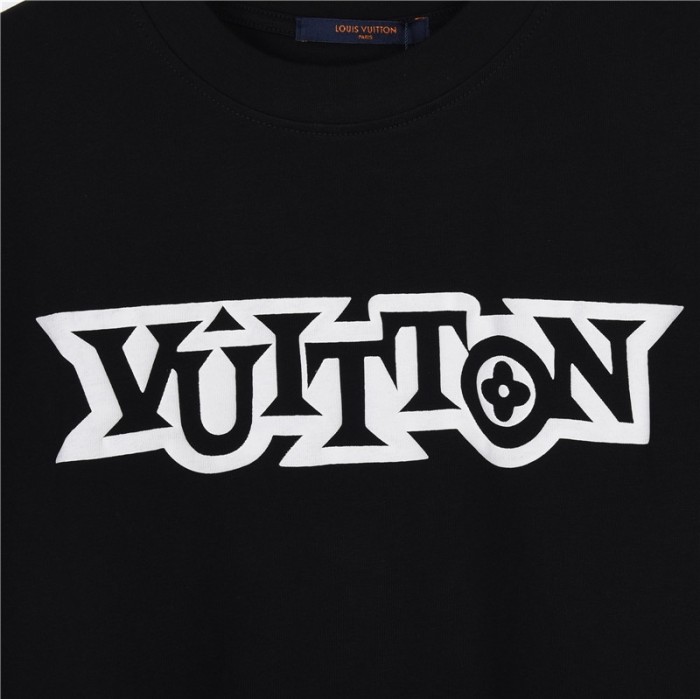 Clothes Louis Vuitton 506