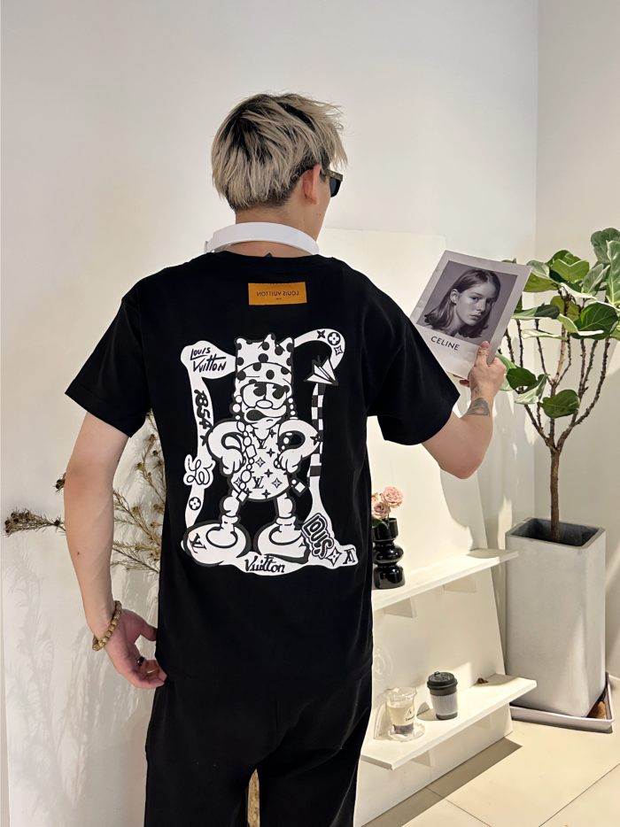 Clothes Louis Vuitton 470