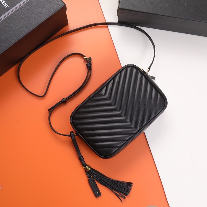 Handbags SAINT LAURENT 422906 size 23x16x6 cm