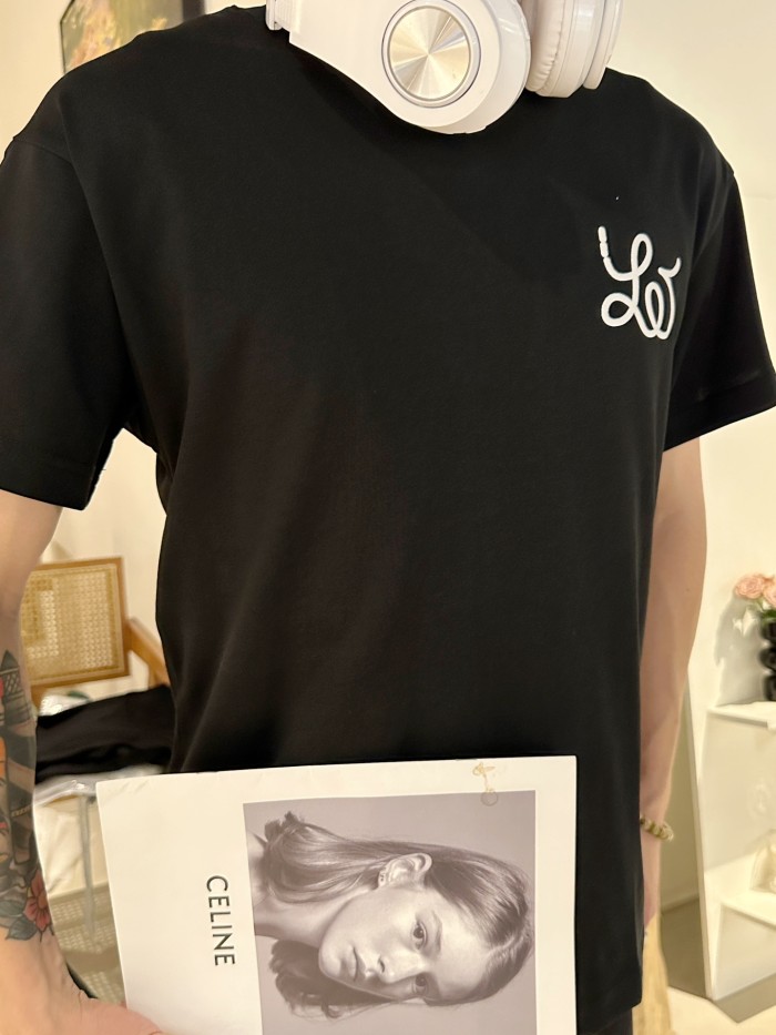 Clothes Louis Vuitton 470