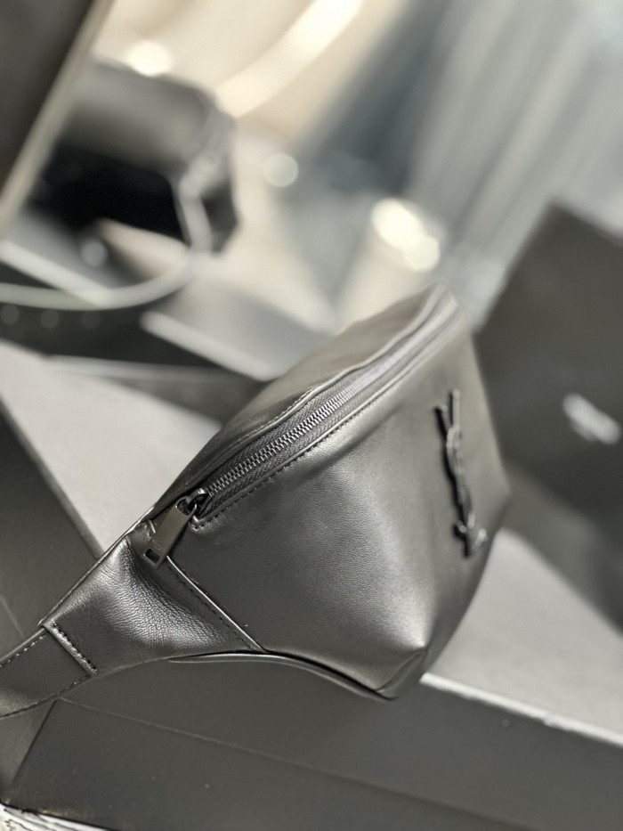 Handbags SAINT LAURENT 569737 size 25×14×3.5 cm