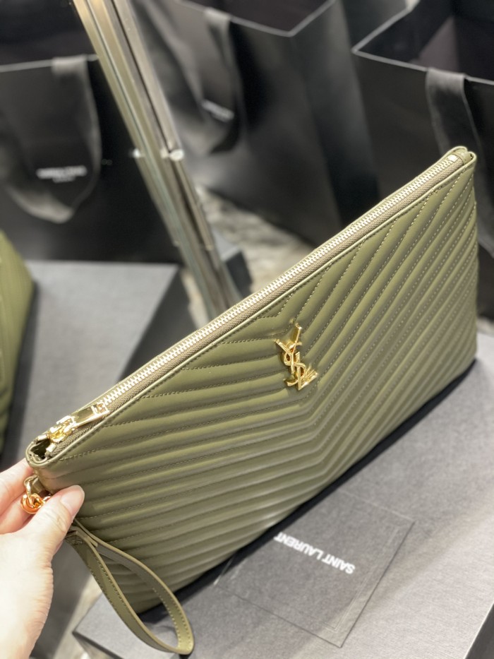 Handbags SAINT LAURENT 440222 size 36x24.5x2.5 cm