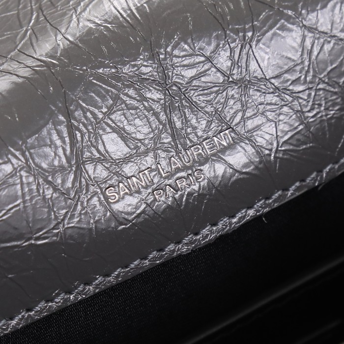 Handbags SAINT LAURENT 533037 size 22x16.5x12 cm