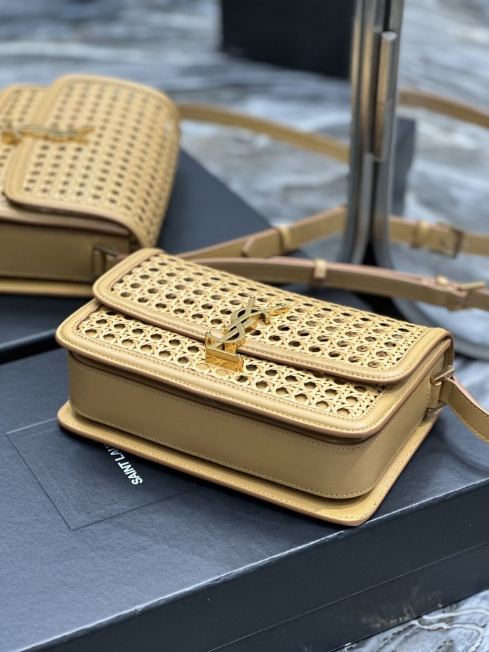 Handbags SAINT LAURENT 634305 size 23x16x6 cm