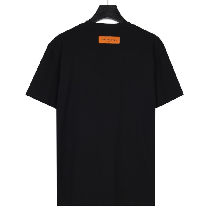 Clothes Louis Vuitton 487