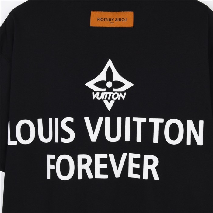 Clothes Louis Vuitton 448