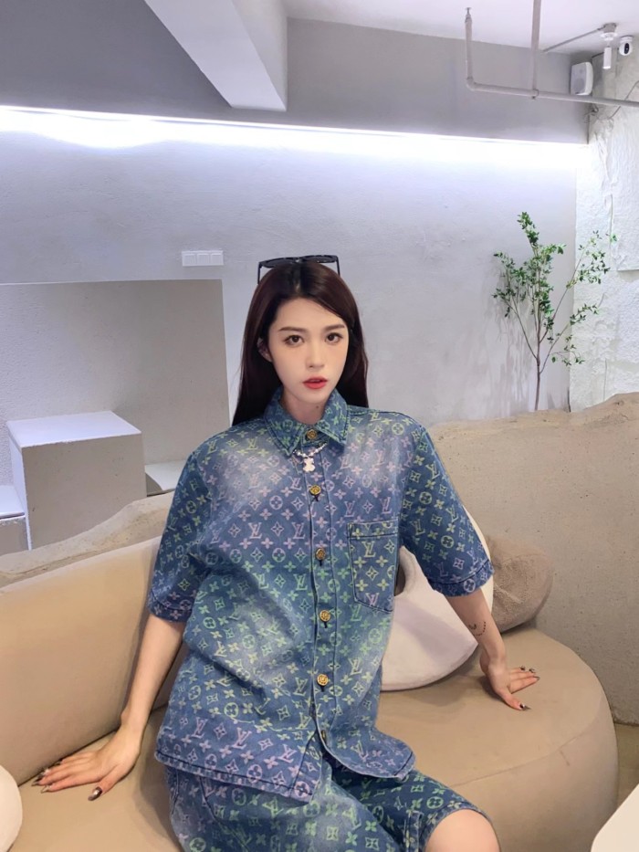 Clothes Louis Vuitton 475