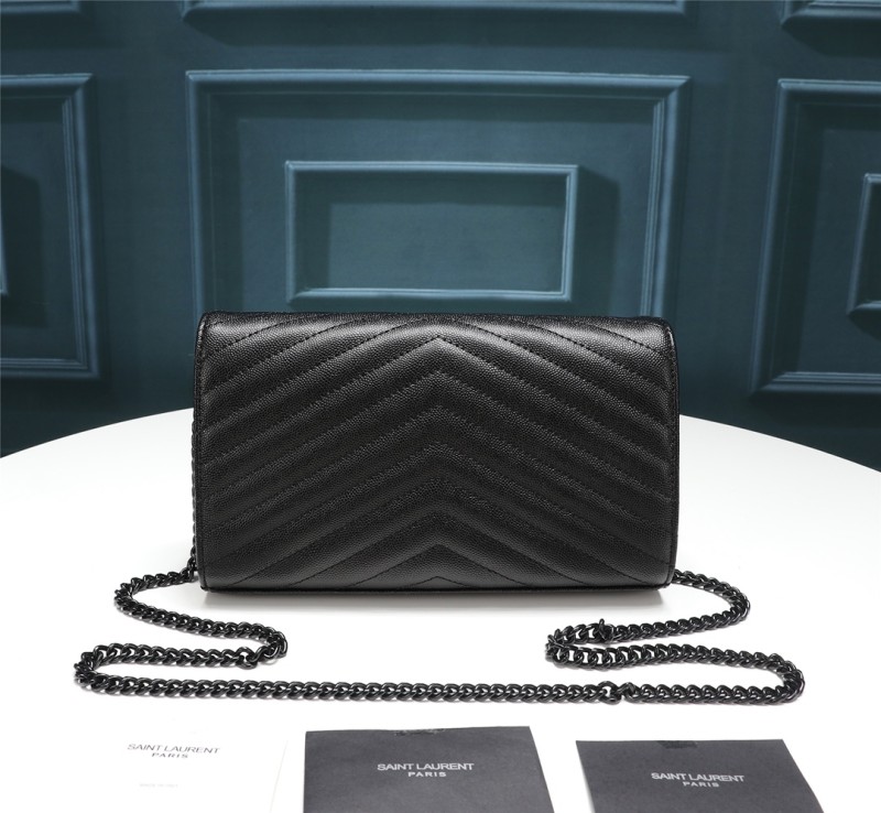 Handbags SAINT LAURENT 26801 size 22.5x14x4 cm