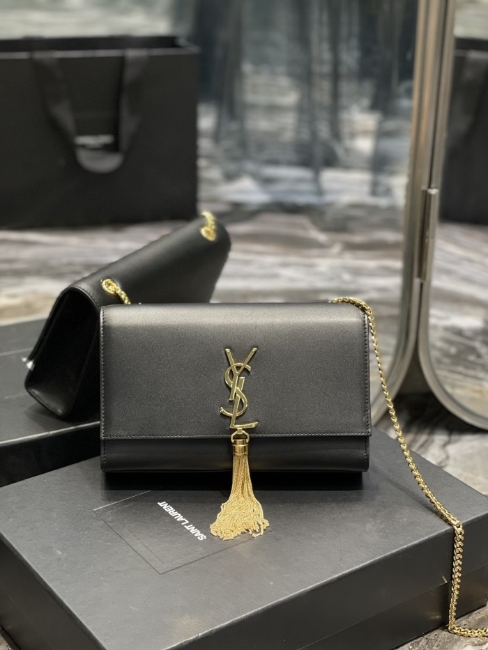 Handbags SAINT LAURENT 354119 size 24x14.5x5 cm