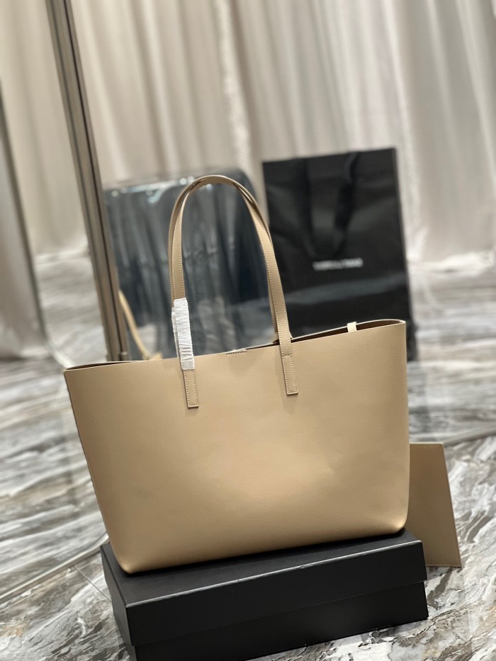 Handbags SAINT LAURENT 394195 size 38×28×13 cm