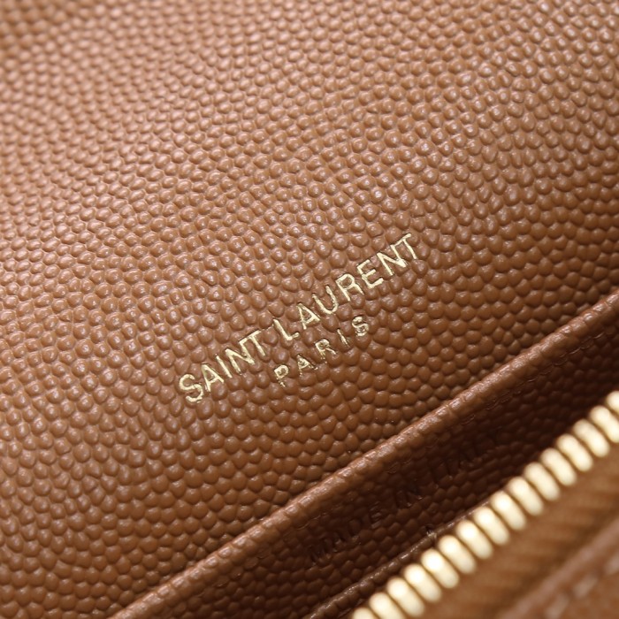 Handbags SAINT LAURENT 393953 size 19x11.5x4 cm