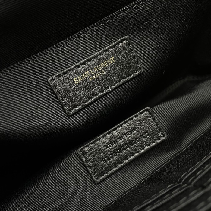 Handbags SAINT LAURENT 440222 size 36x24.5x2.5 cm