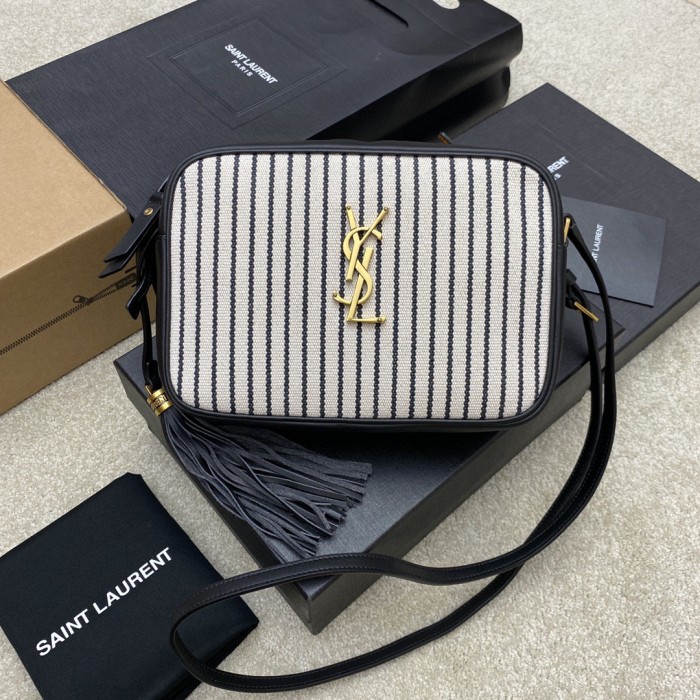 Handbags SAINT LAURENT 520534 size 23x16x6 cm