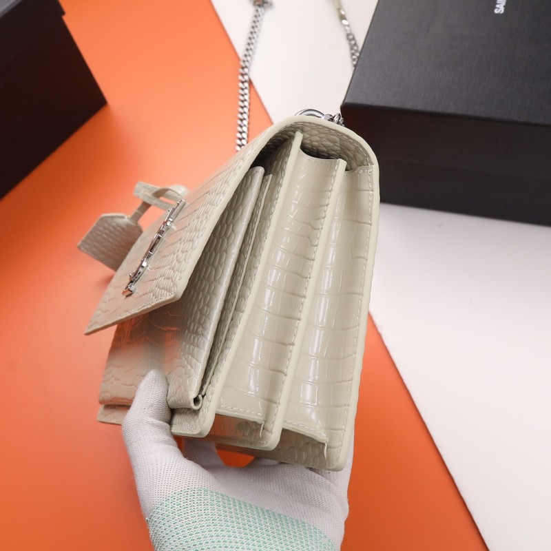 Handbags SAINT LAURENT 442906 size 22x8x16 cm