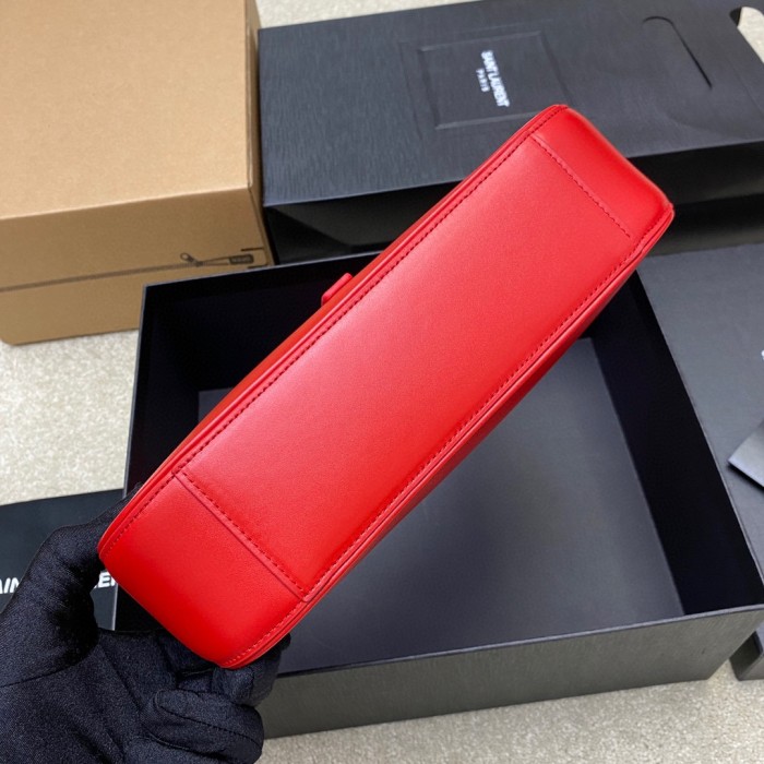 Handbags SAINT LAURENT 657228 size 24.5*14*6 cm