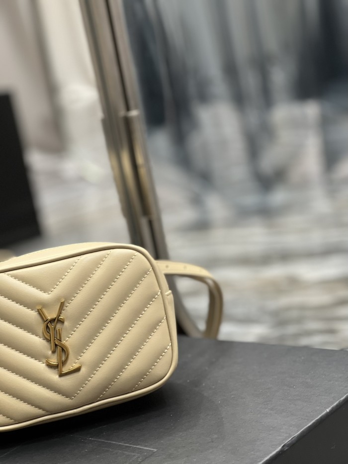 Handbags SAINT LAURENT 534817 size 15.5x10.5x5.5 cm