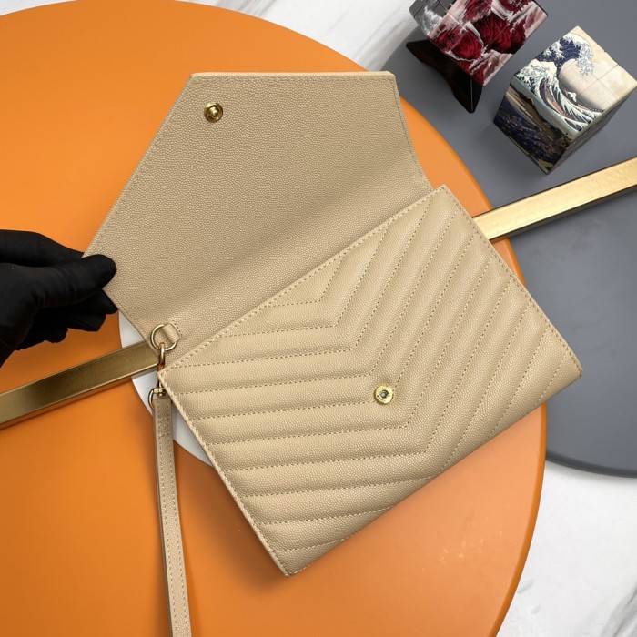 Handbags SAINT LAURENT 617662 size 23*13*1 cm