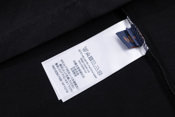 Clothes Louis Vuitton 468