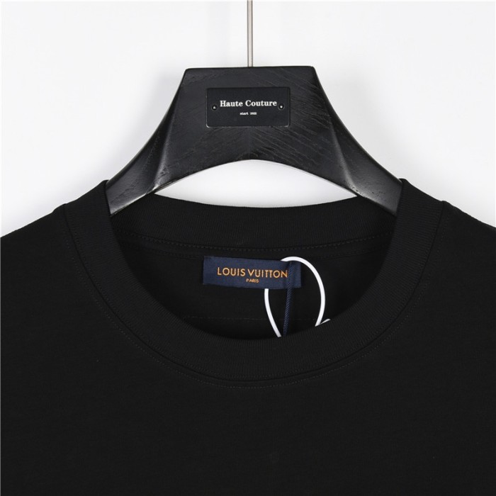 Clothes Louis Vuitton 467